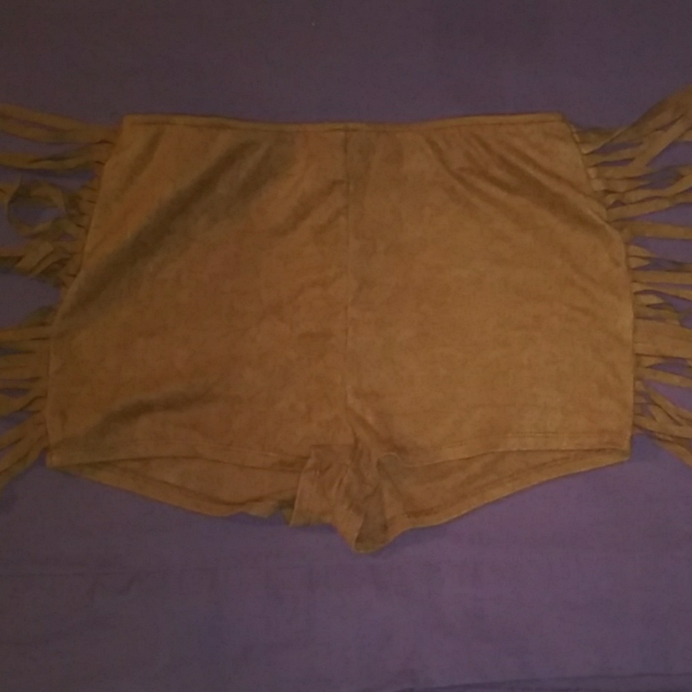 Hot pants